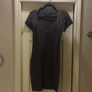 Cocktail dress that hugs your curves